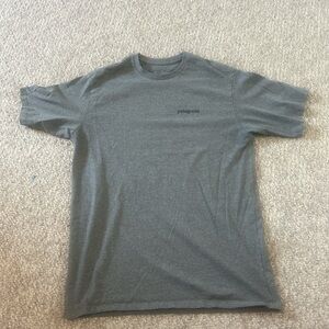 Grey Patagonia logo tee size small